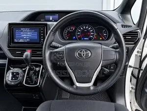 Toyota Noah 2.0 FWD (8 Seater) 2018