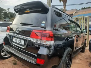 Toyota Land Cruiser Prado 2012 Black