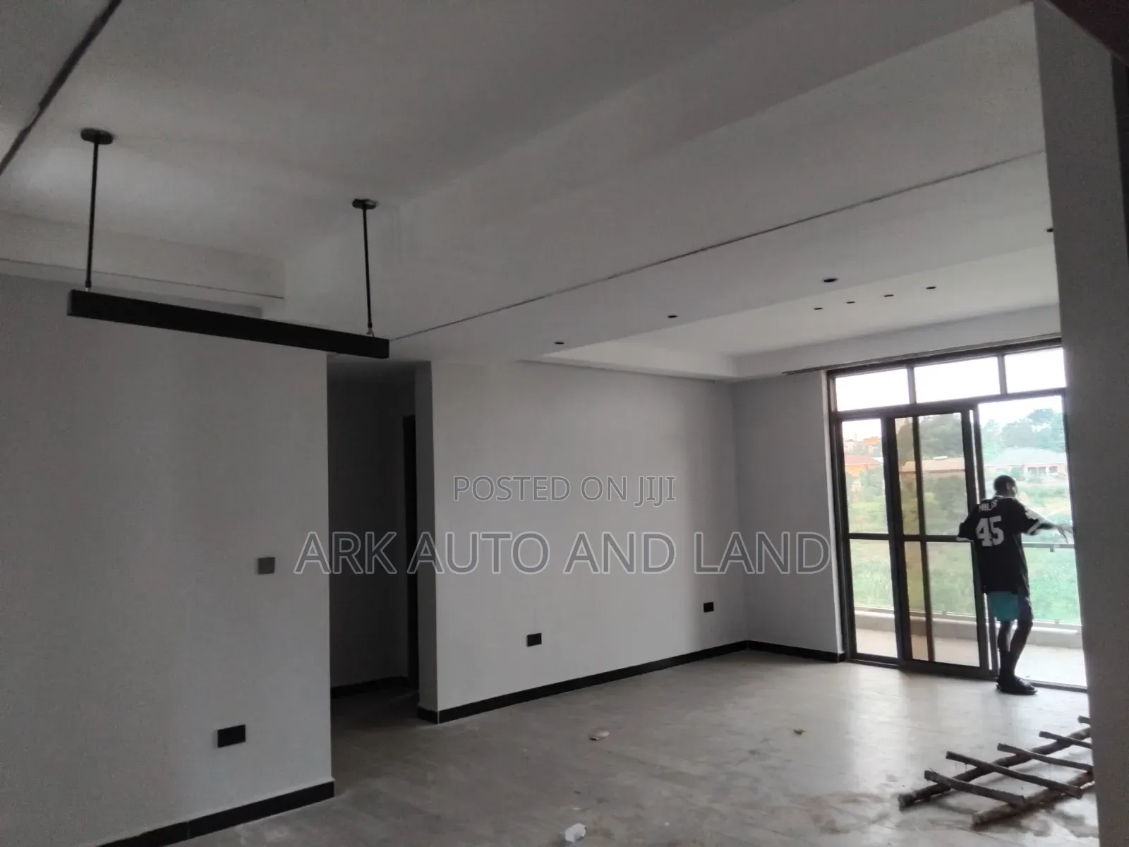 3bdrm Apartment in Kisasi Bahai, Nakawa for sale