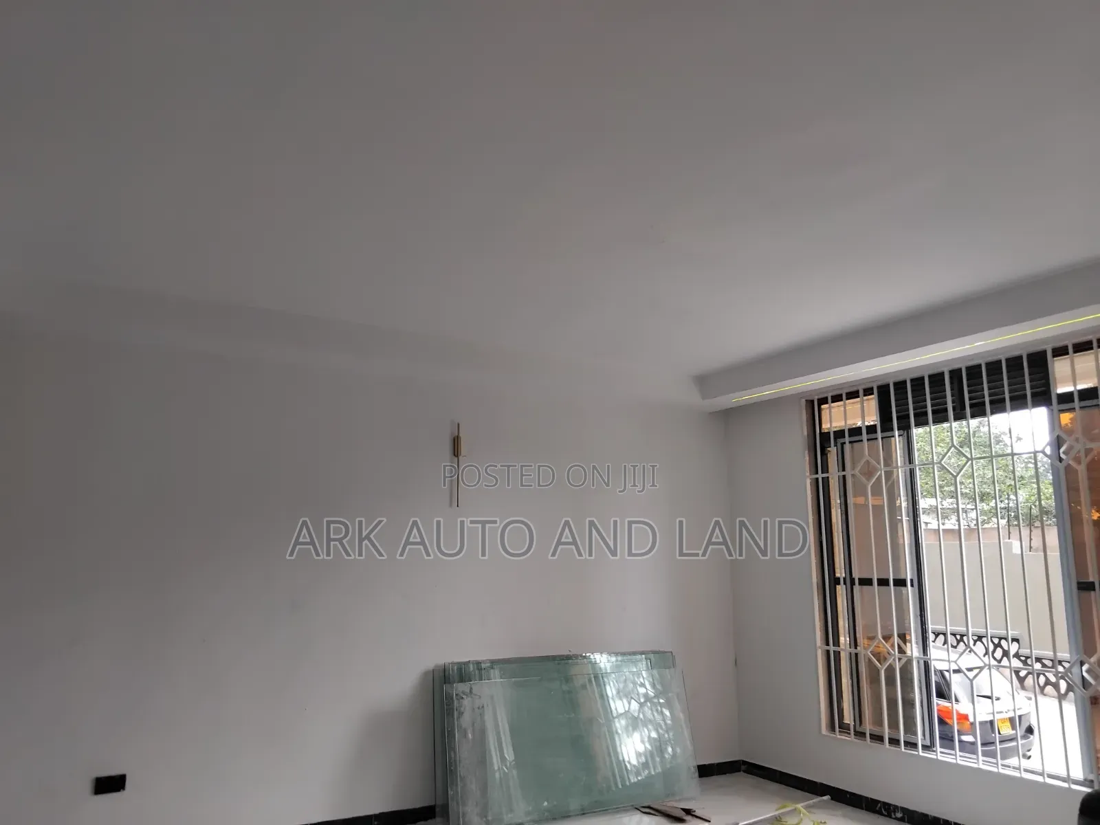 3bdrm Apartment in Kisasi Bahai, Nakawa for sale