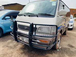 Toyota HiAce 2001 Silver