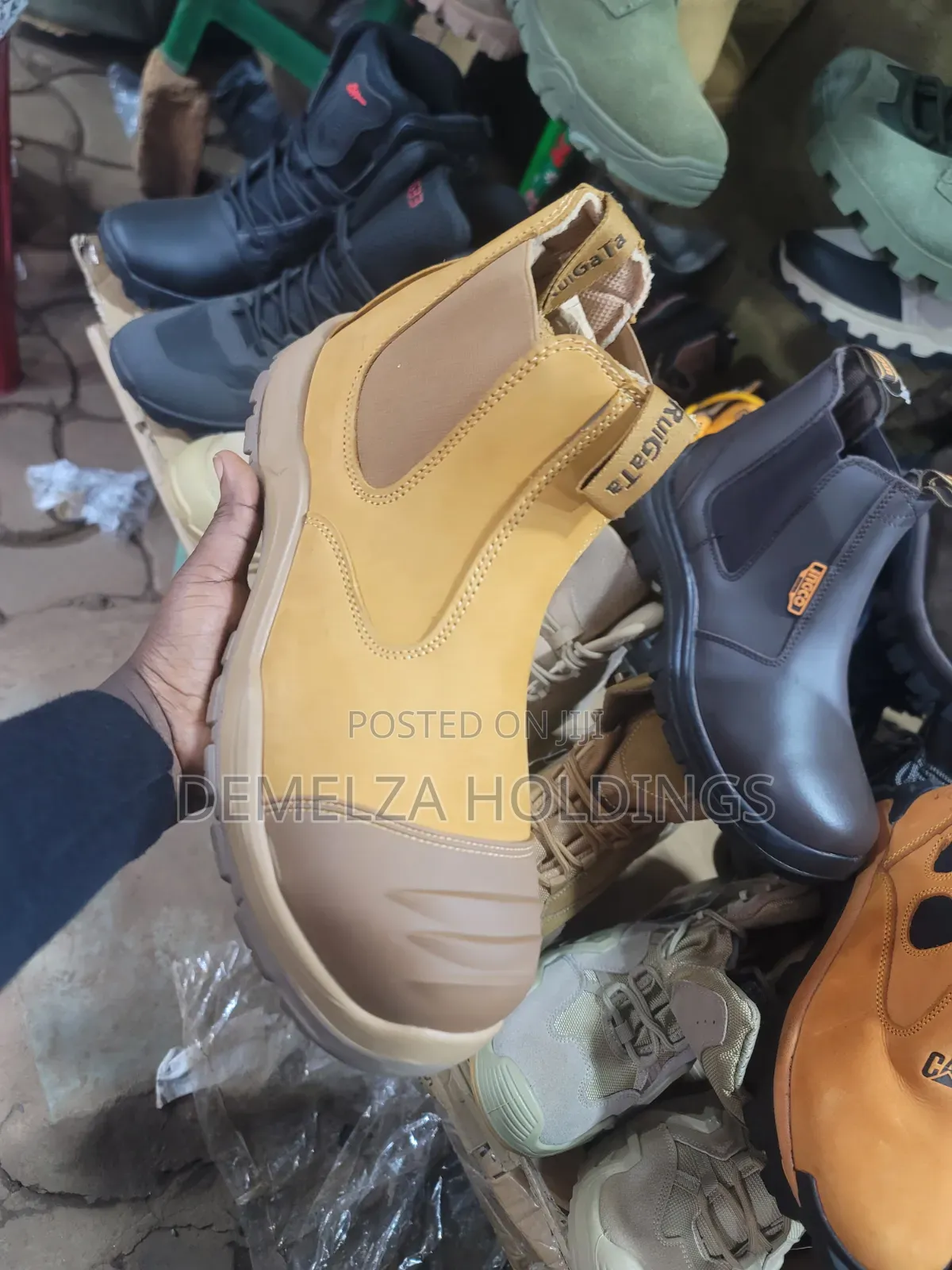 Ruigata Safety Boots