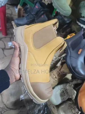 Ruigata Safety Boots