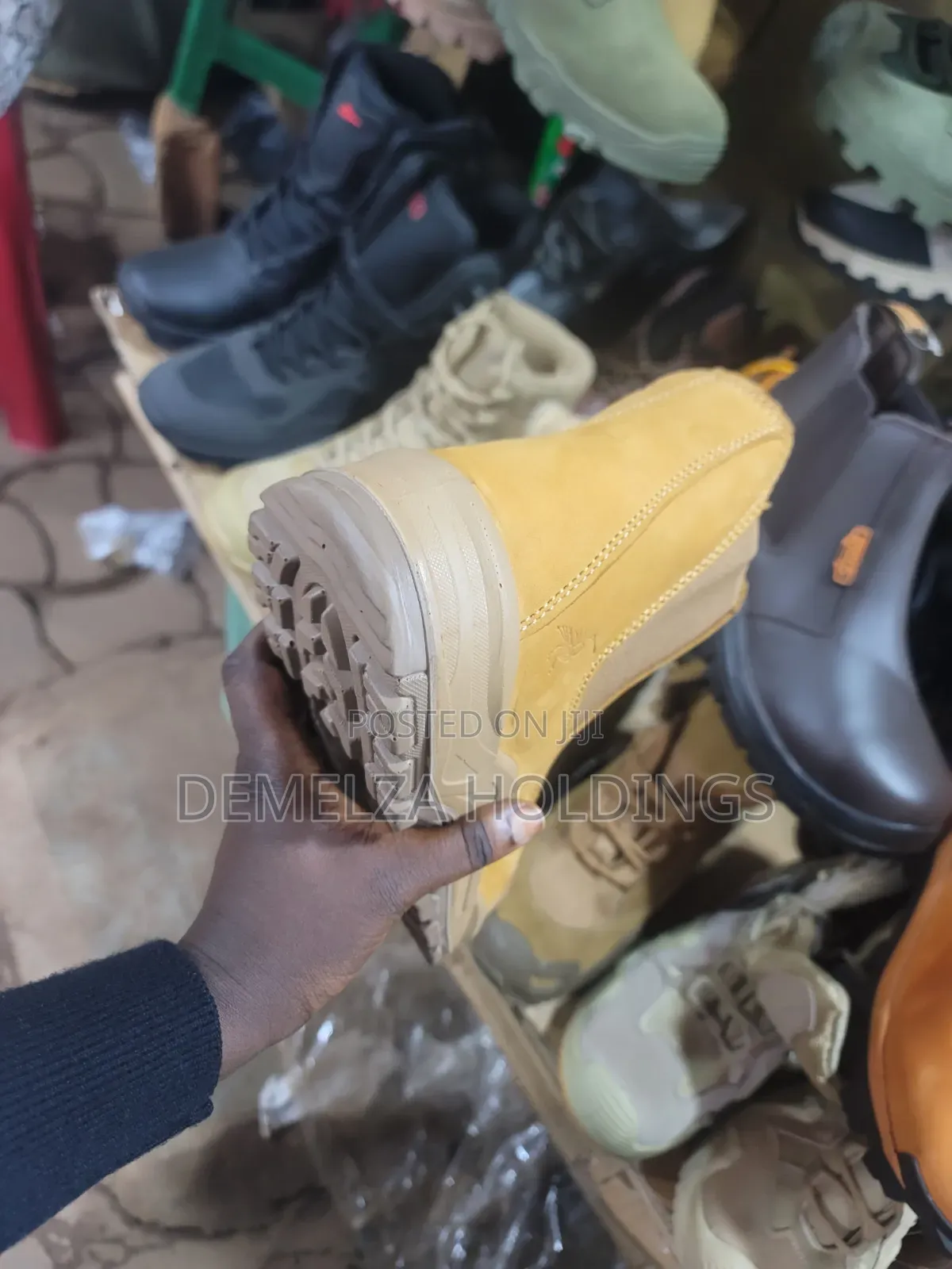 Ruigata Safety Boots