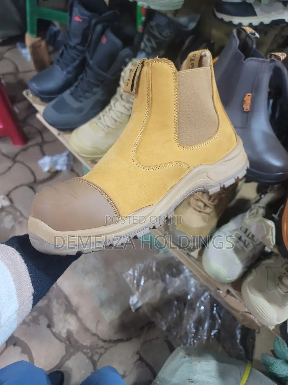 Ruigata Safety Boots