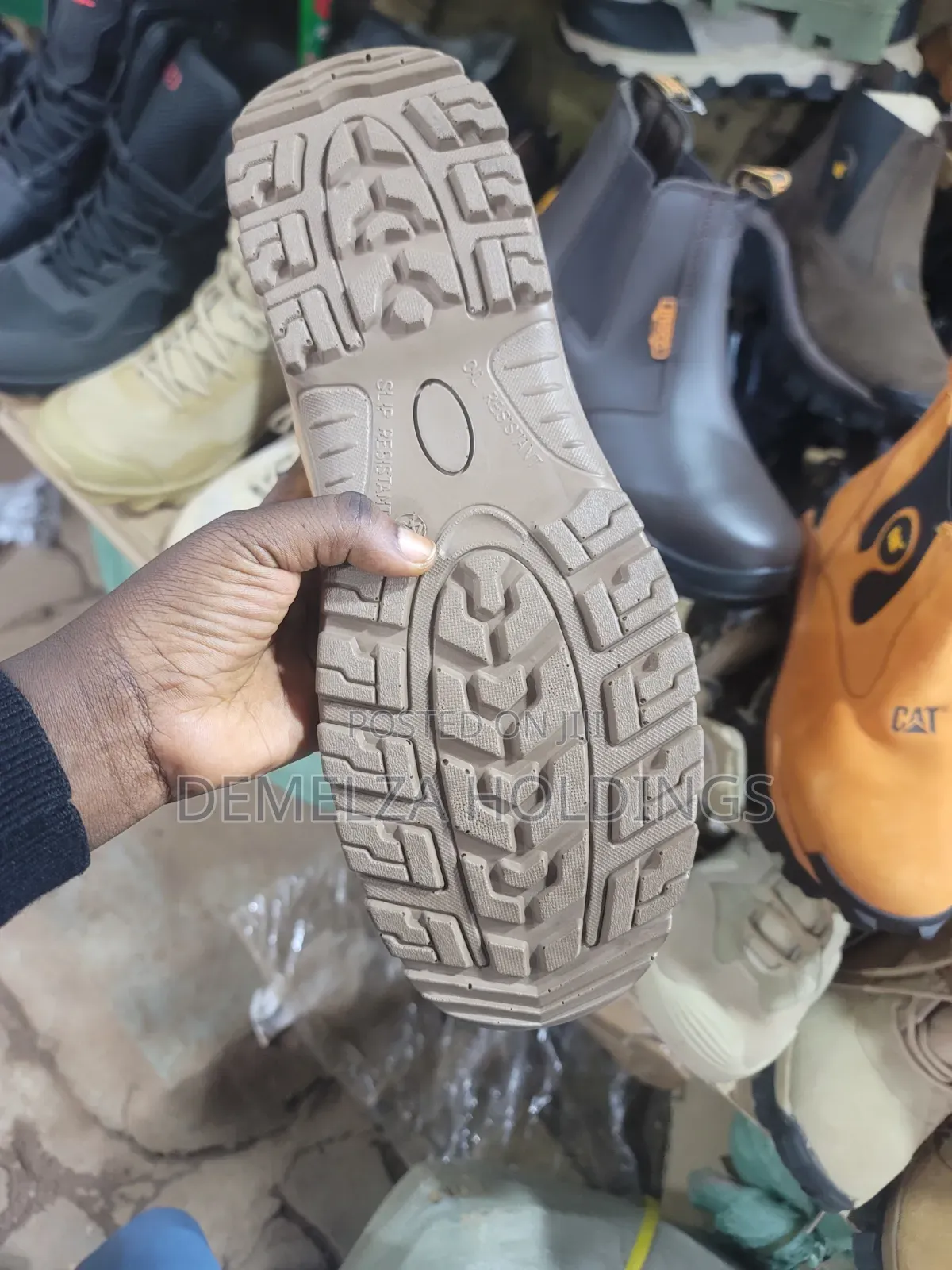 Ruigata Safety Boots
