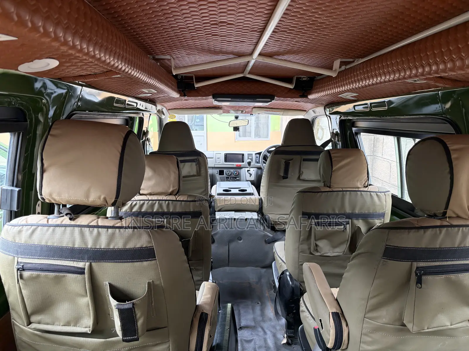 Toyota HiAce 2011 Green