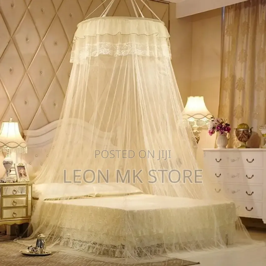 Pink Palace Round Mosquito Nets