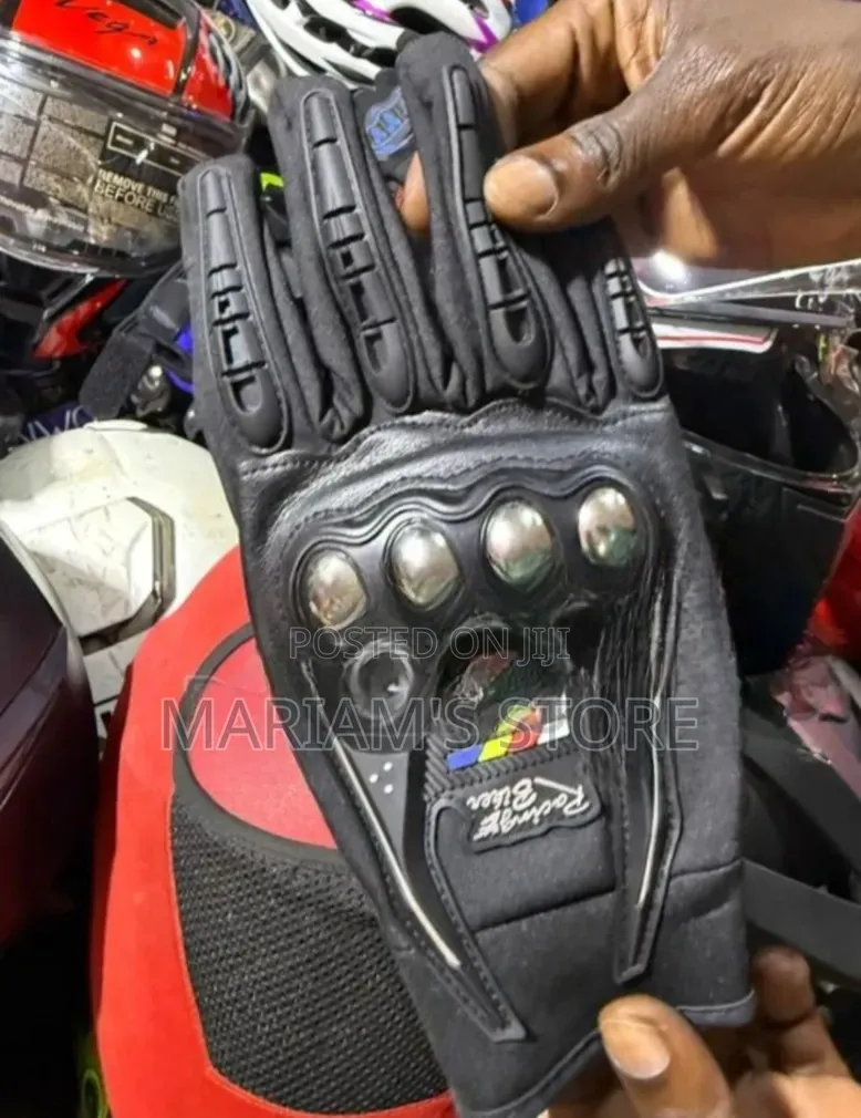 Pair of Racing Biker Full-Finger Motorcycle Gloves