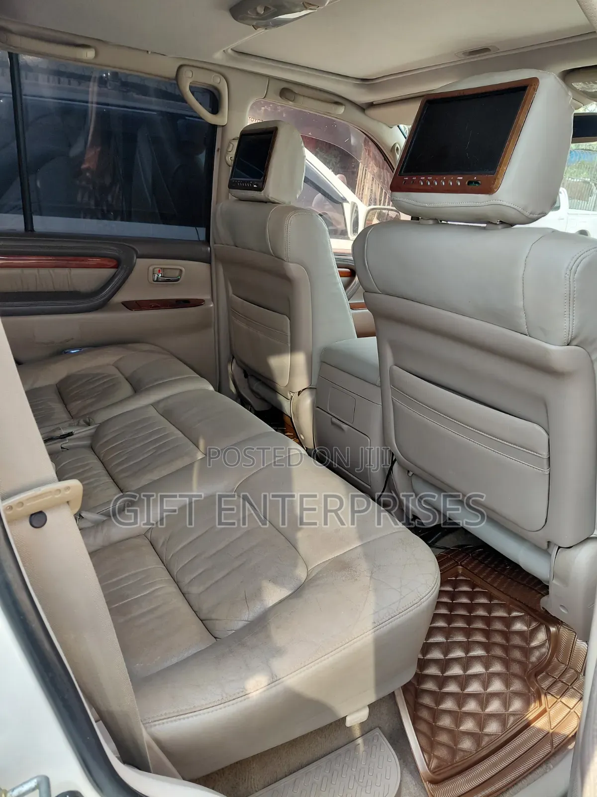 Toyota Land Cruiser Cygnus 4.7 2007 White