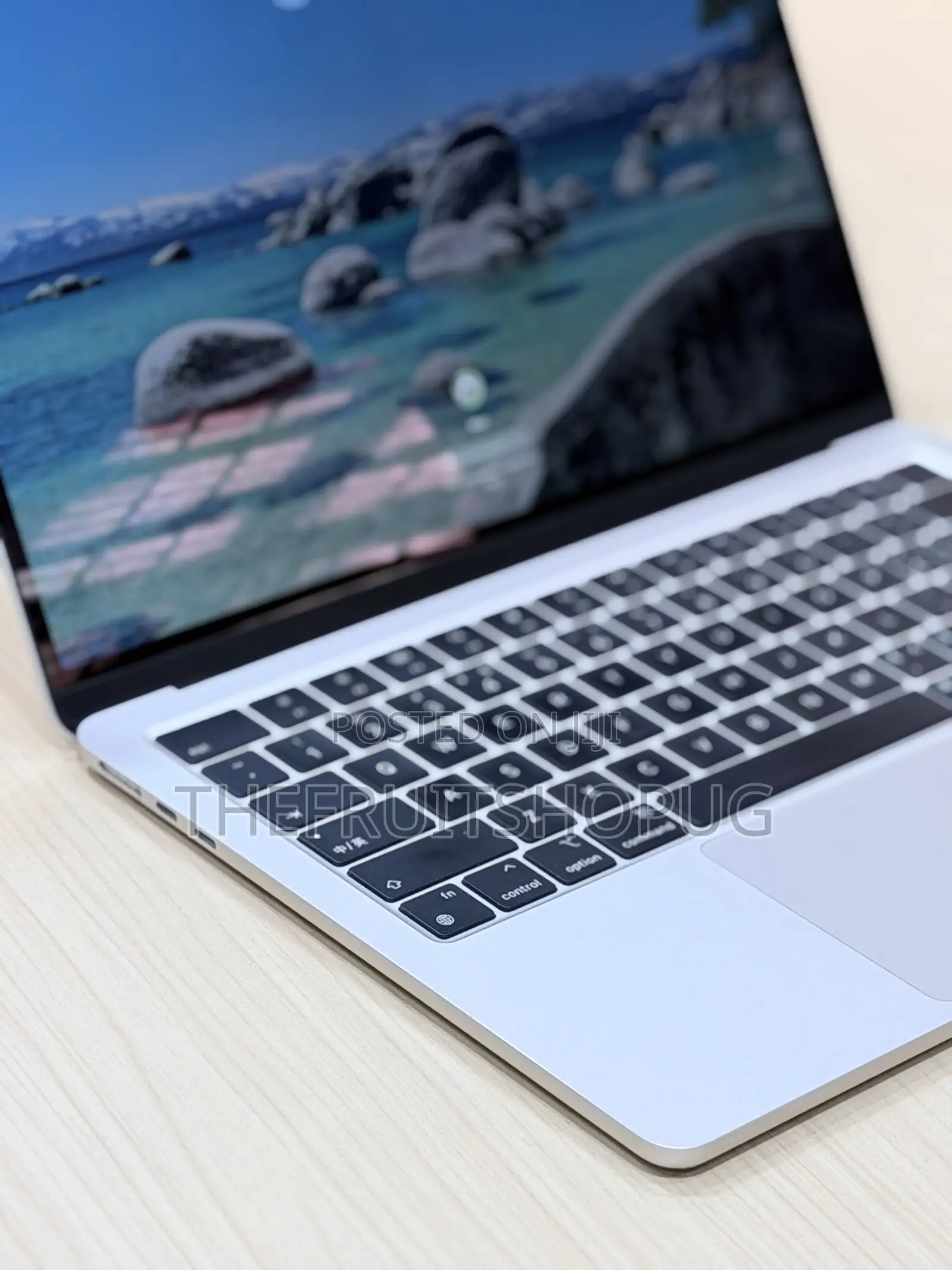 Laptop Apple MacBook Air 2023 M2 16GB Apple M2 SSD 512GB
