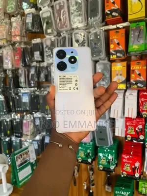 New Tecno Spark 10 Pro 256 GB Silver