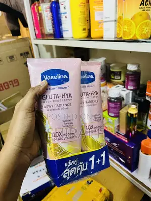 Original Vaseline Gluta Hya Dewy Radiant in Lotion