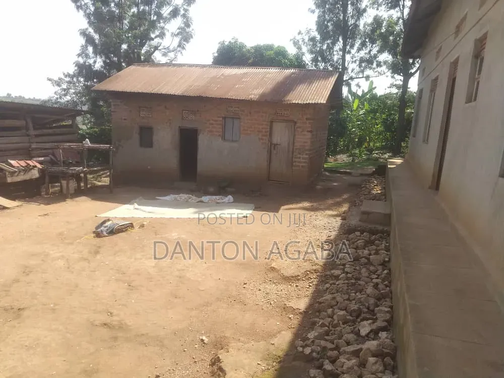 Four Hectares of Land and 4bdrm House in Kamwenge for Sale