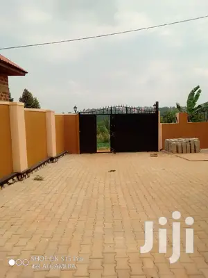 Double Self-contained Room For Rent In Seeta