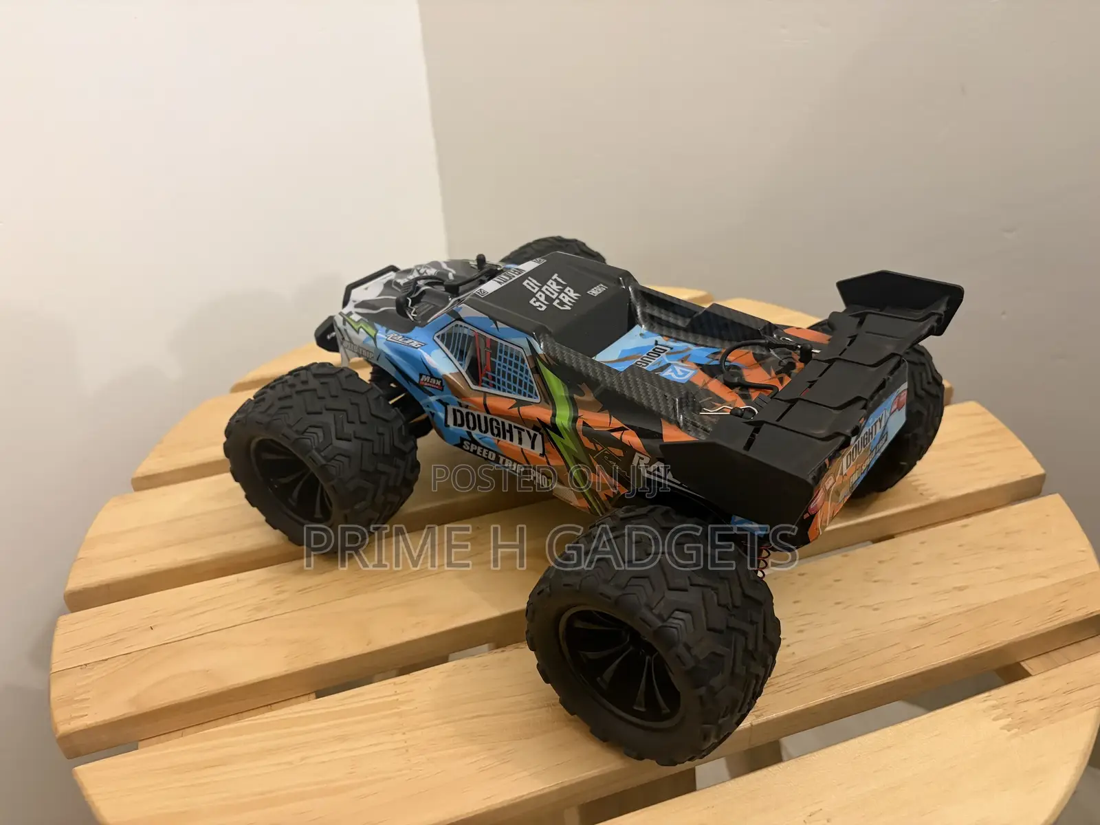 High-Speed 4WD Off-Road RC Racing Car – Remote Controlled