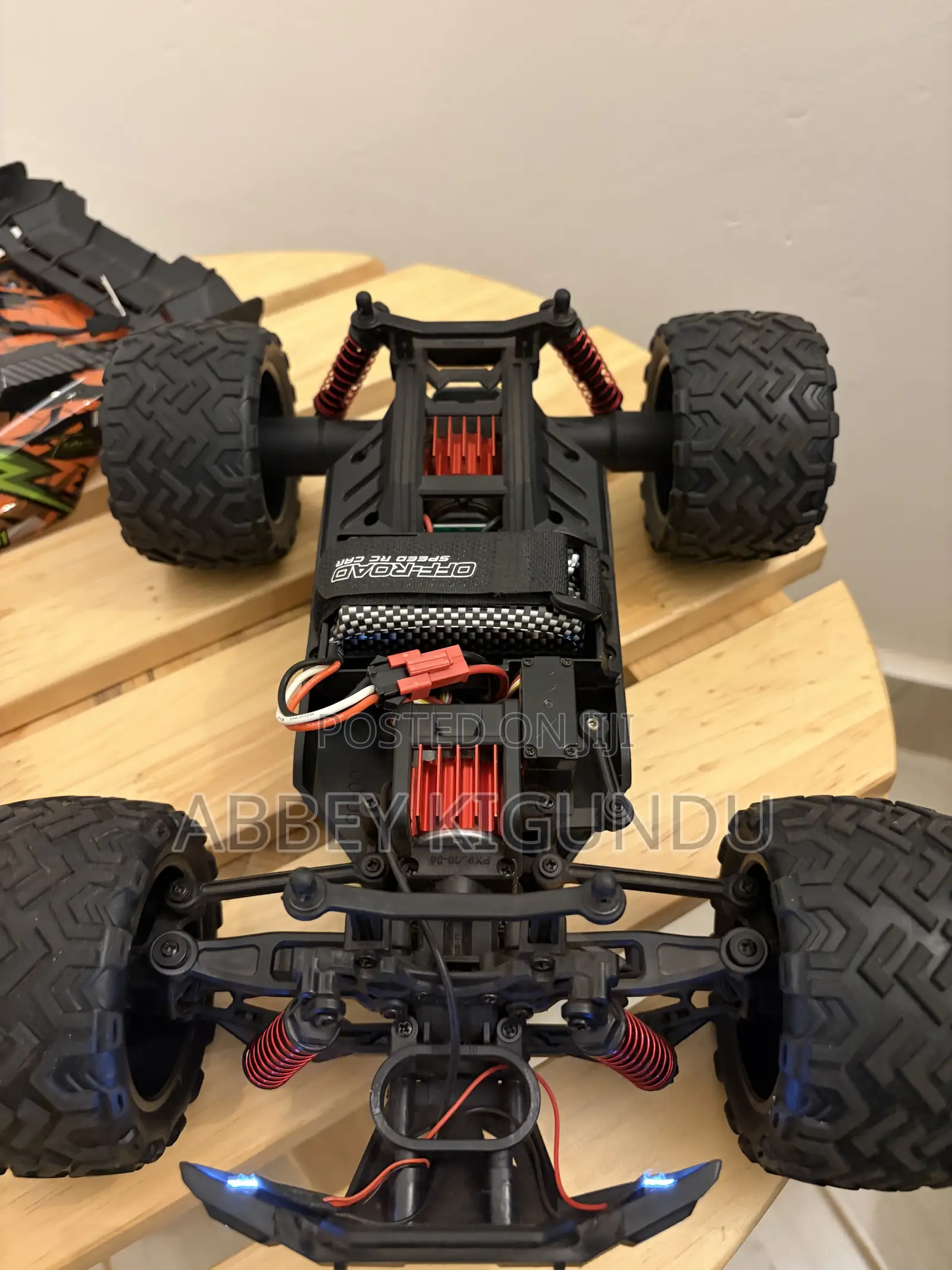 High-Speed 4WD Off-Road RC Racing Car – Remote Controlled