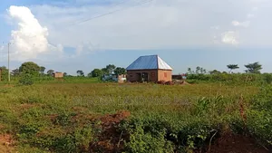80×100 Ft Main Road Plot for Sale Bunyiro Tc Iganga –