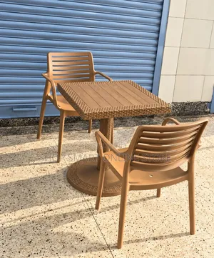 Cafes, Restaurant, Bars Plastic Table and Chairs