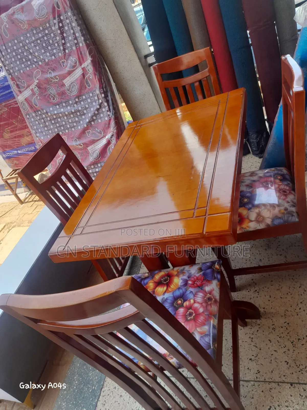 Dinning Table