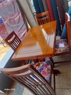Dinning Table