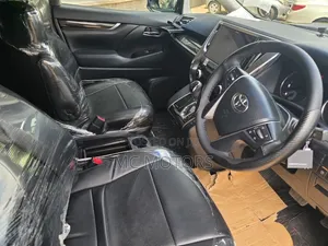 Toyota Alphard 2.5 Petrol AWD 2018 Black