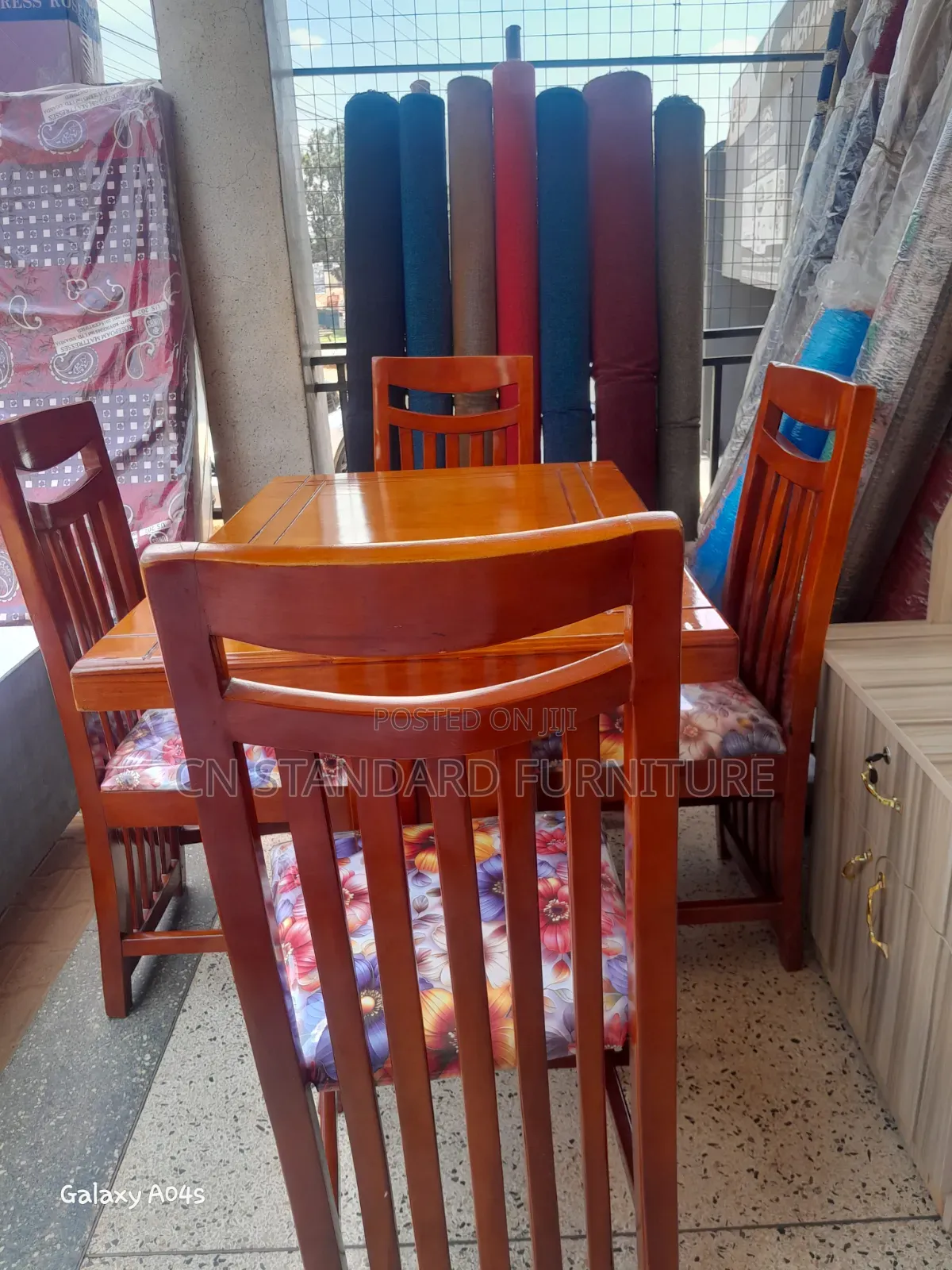 Dinning Table