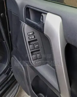 Toyota Land Cruiser Prado 2.8 2018 Black