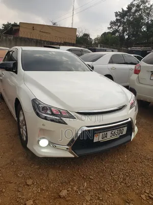 Toyota Mark X 2014 Off white