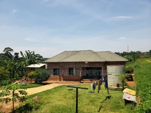 3bdrm House in Kasangati  Buwagga, Wakiso / Wakiso for sale