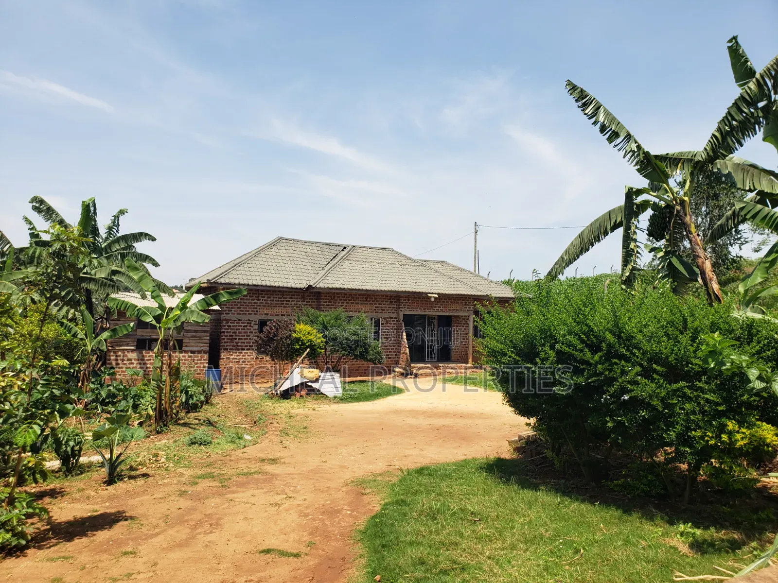 3bdrm House in Kasangati  Buwagga, Wakiso / Wakiso for sale