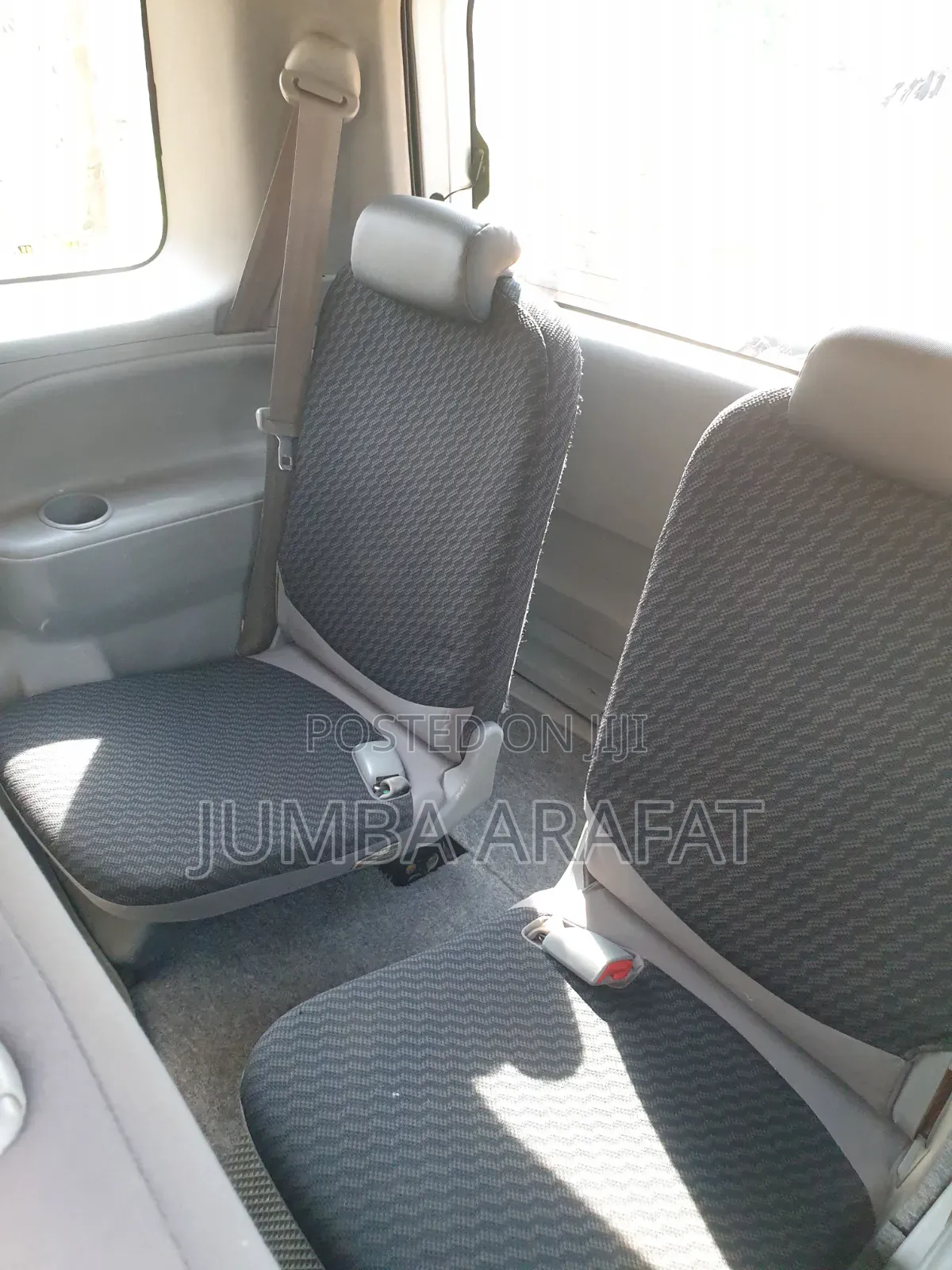 Toyota Sienta 1.5 FWD 2008 Silver
