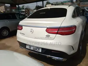 Mercedes-Benz GLE-Class GLE 350d 4MATIC 2017 White