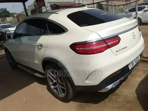 Mercedes-Benz GLE-Class GLE 350d 4MATIC 2017 White