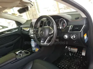 Mercedes-Benz GLE-Class GLE 350d 4MATIC 2017 White