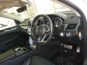 Mercedes-Benz GLE-Class GLE 350d 4MATIC 2017 White