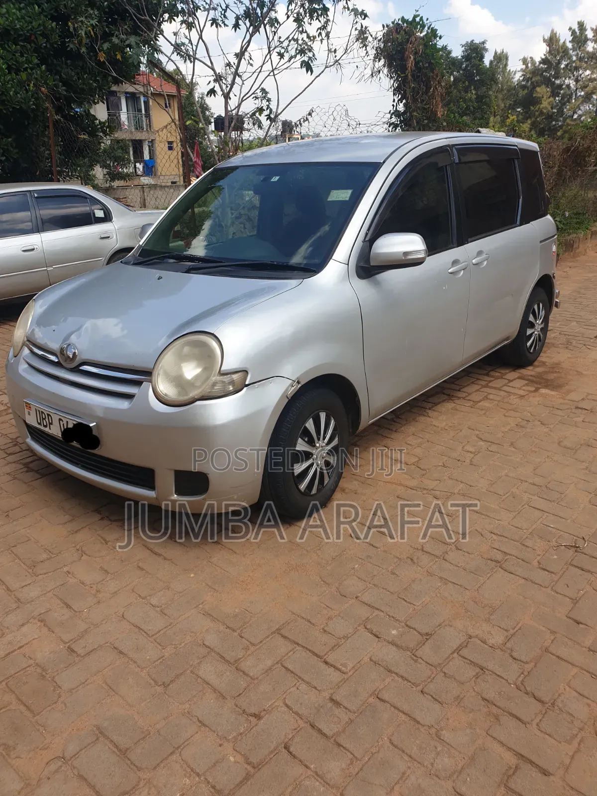 Toyota Sienta 1.5 FWD 2008 Silver