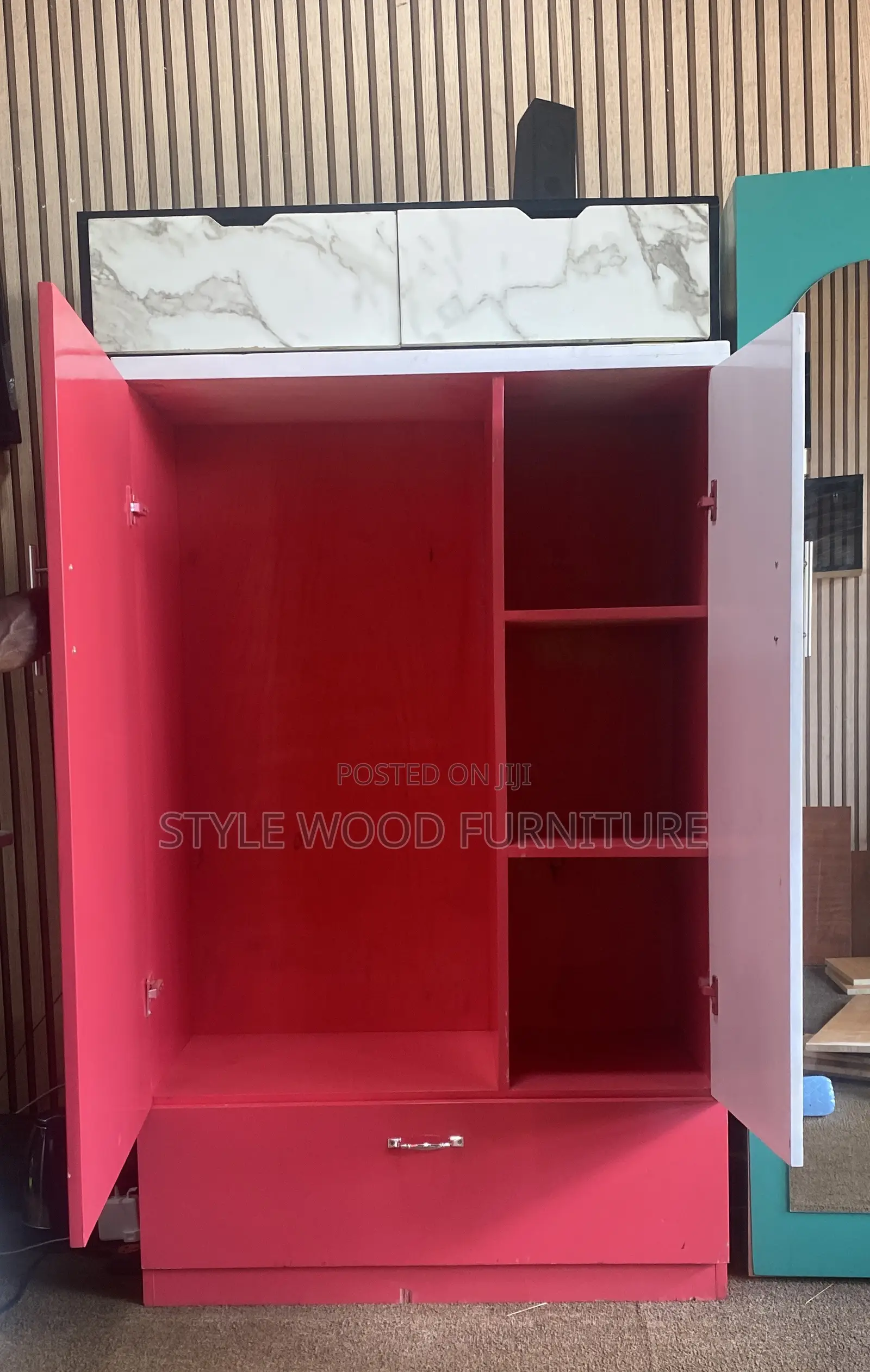 Wood Wadrobe