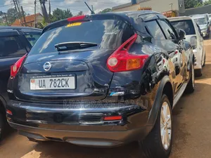 Nissan Juke 2012 Black