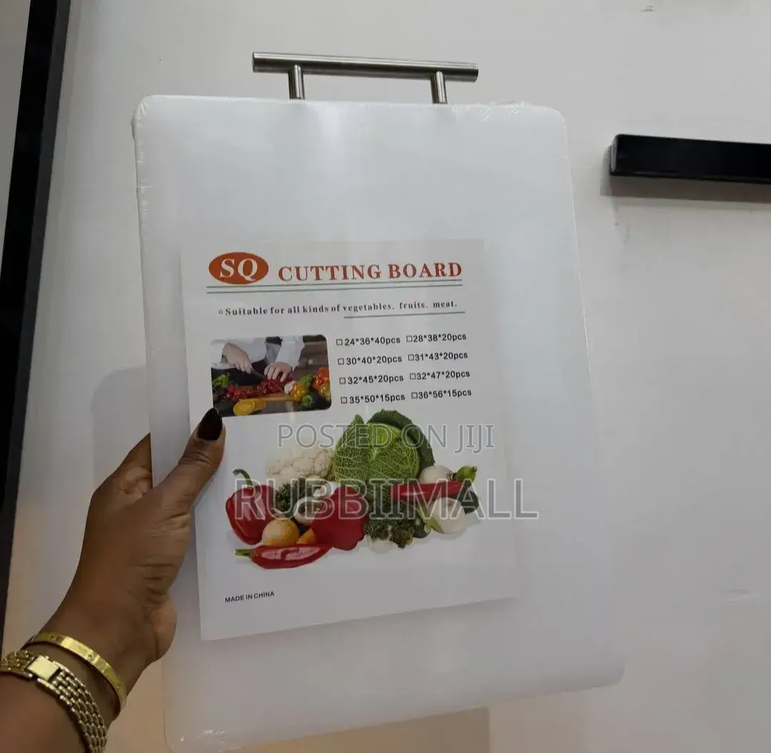 Plastic Cutting Board / Chopping Board
