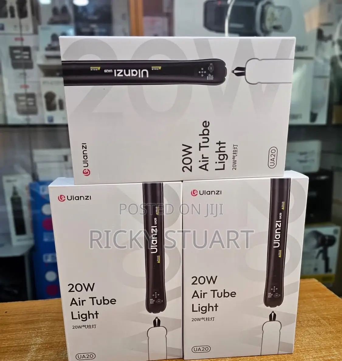 Ulanzi UA20 Portable Air Tube Bi-Color LED Light