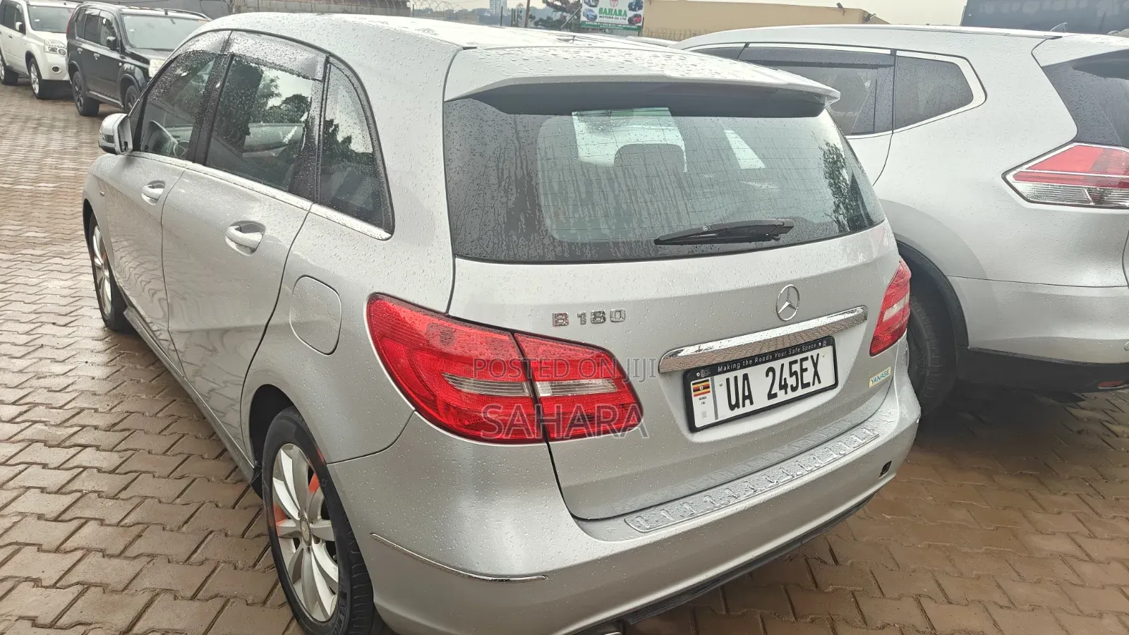 Mercedes-Benz B-Class 2012 Silver