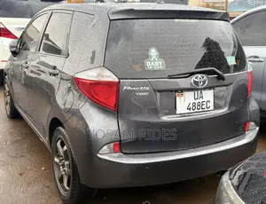 Toyota Ractis 1.5 FWD 2011 Gray