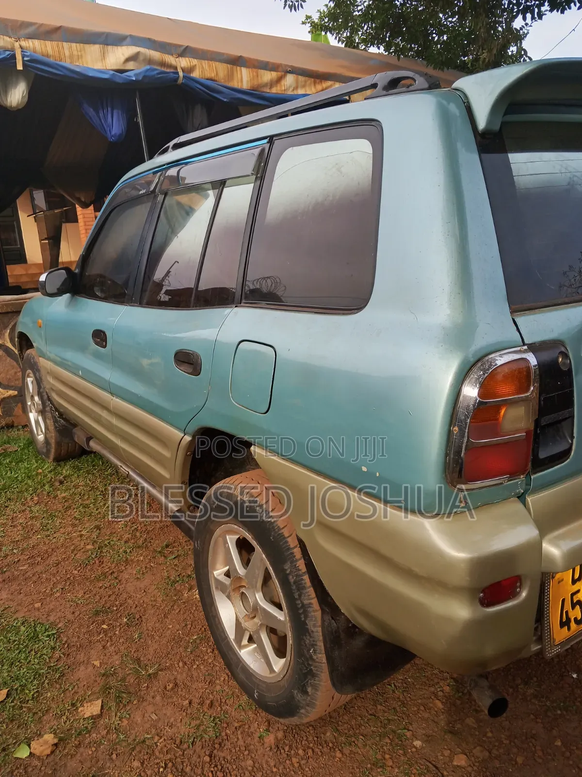Toyota RAV4 1995 Green