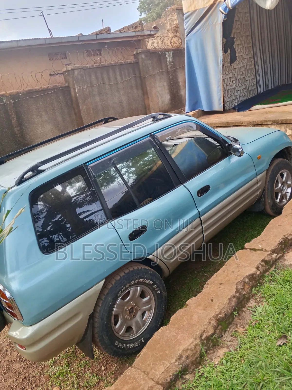Toyota RAV4 1995 Green