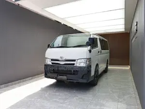 Toyota HiAce 2012 White
