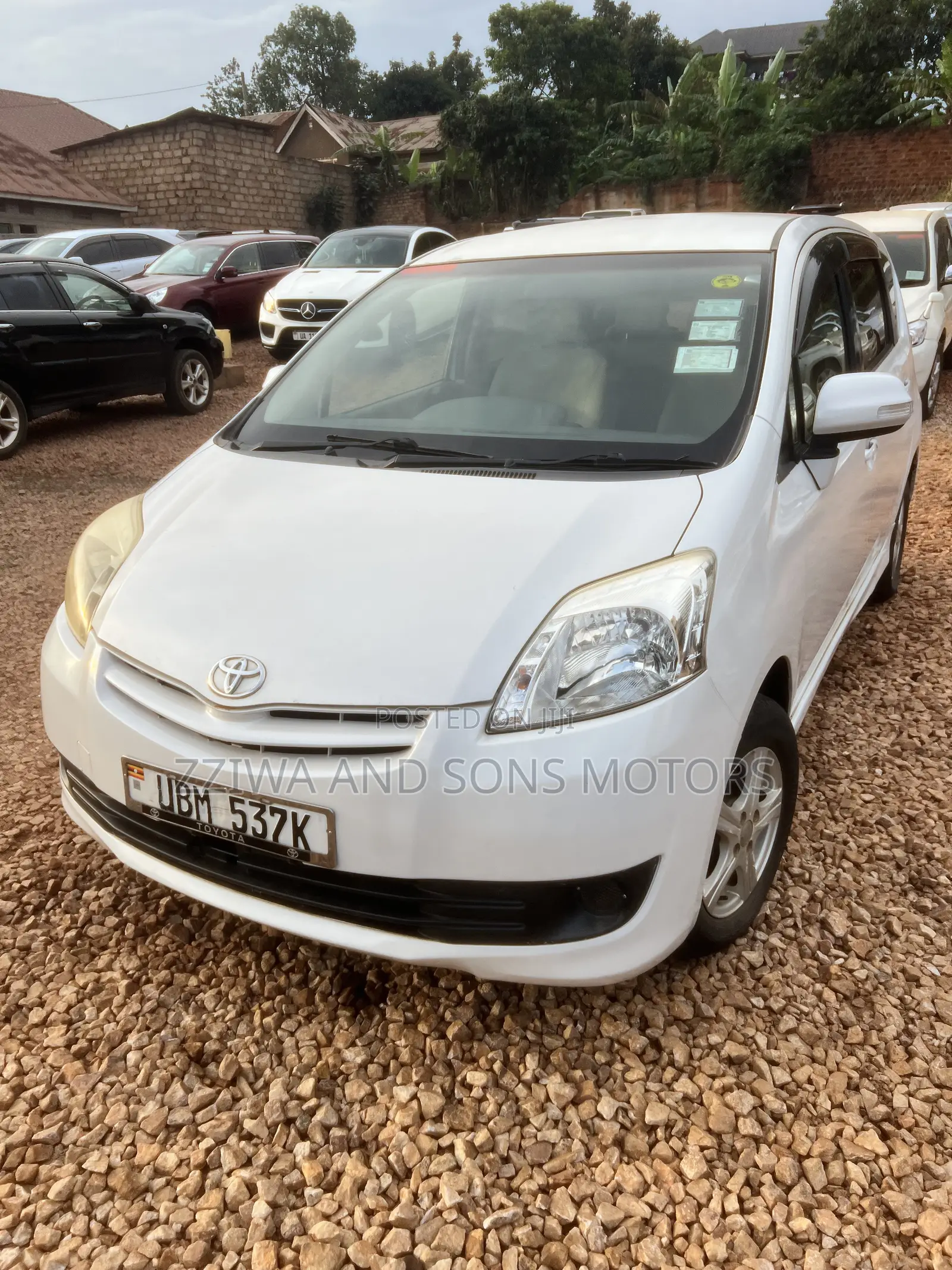 Toyota Passo Sette 1.5 FWD 2010 White