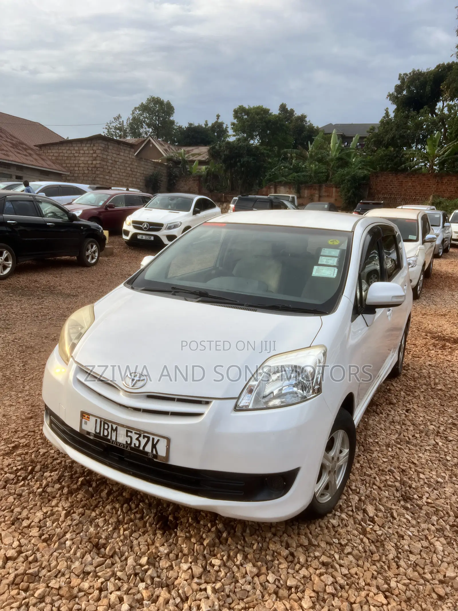 Toyota Passo Sette 1.5 FWD 2010 White