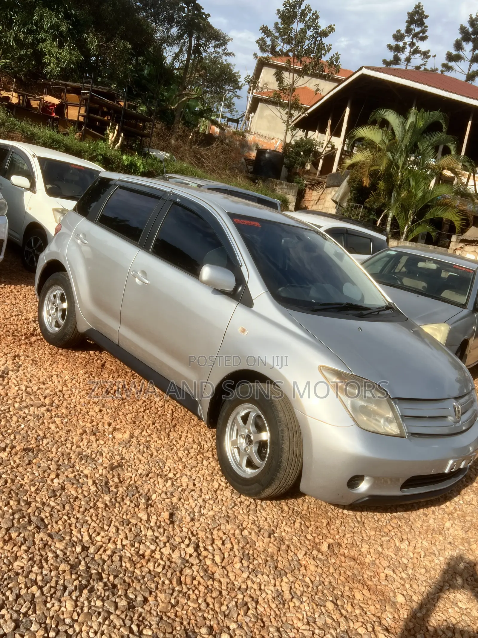 Toyota IST 2005 Silver