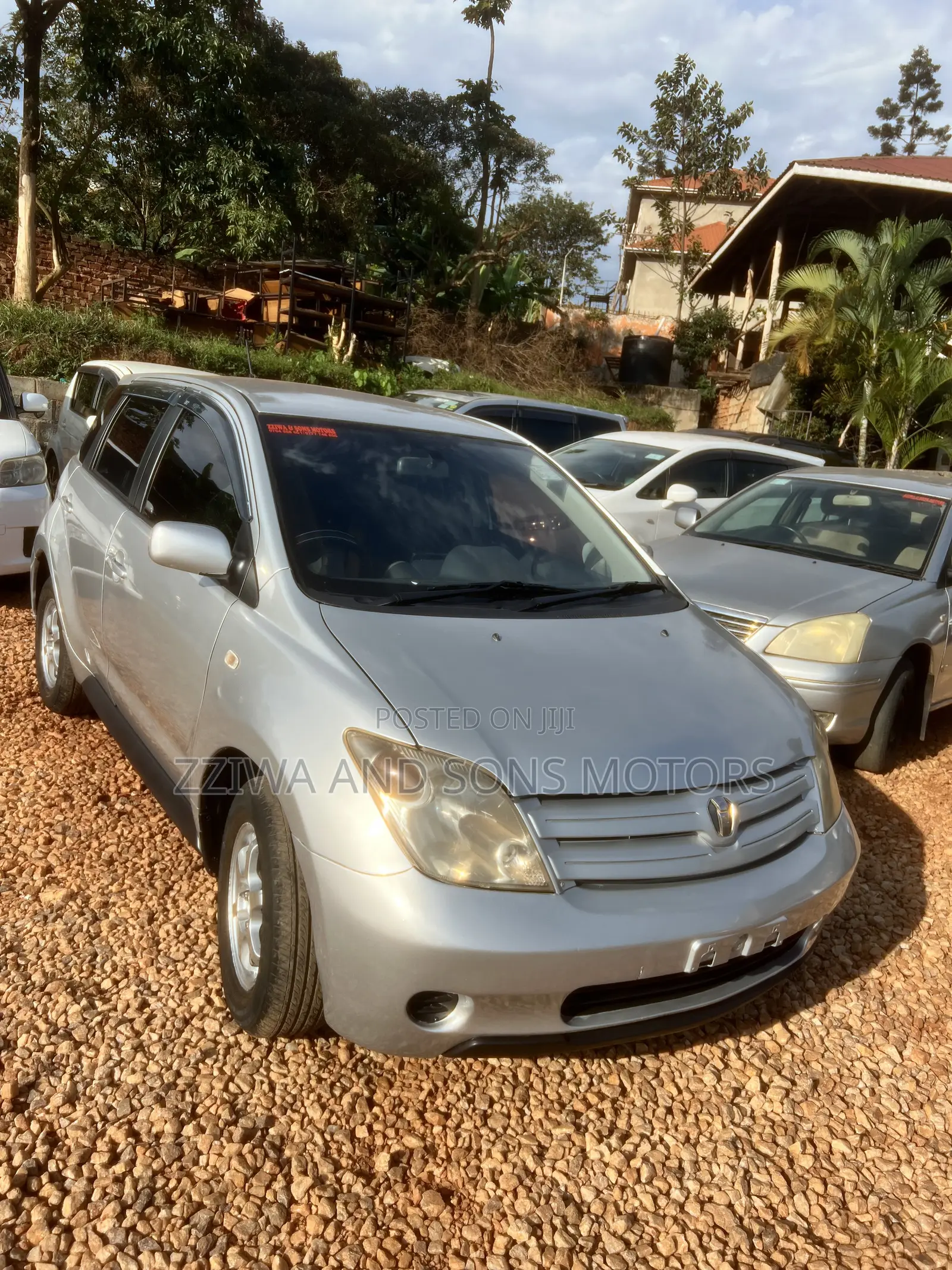 Toyota IST 2005 Silver